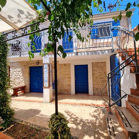 Apartments Skoljka Jezera Ngoại thất bức ảnh
